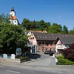 Meyer, Familie Orthacker Pensión