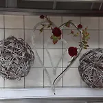 Pensión Meyer, Familie Orthacker Graz