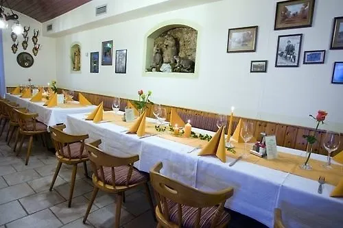 Maison d'hôtes Fruehstueckspension Meyer, Familie Orthacker 3*