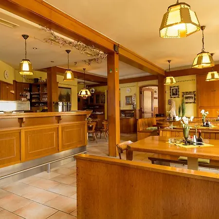 Fruehstueckspension Meyer, Familie Orthacker 3* غراتس