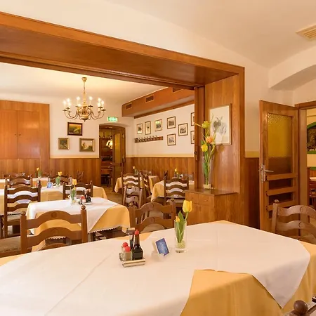 Guest house Fruehstueckspension Meyer, Familie Orthacker 3*