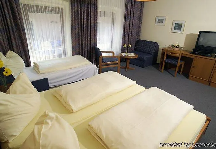 Fruehstueckspension Meyer, Familie Orthacker 3*